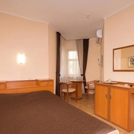 Hotel Zhayvir