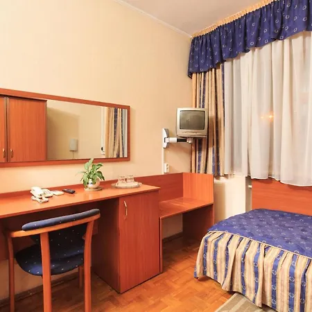 Zhayvir Hotel *
